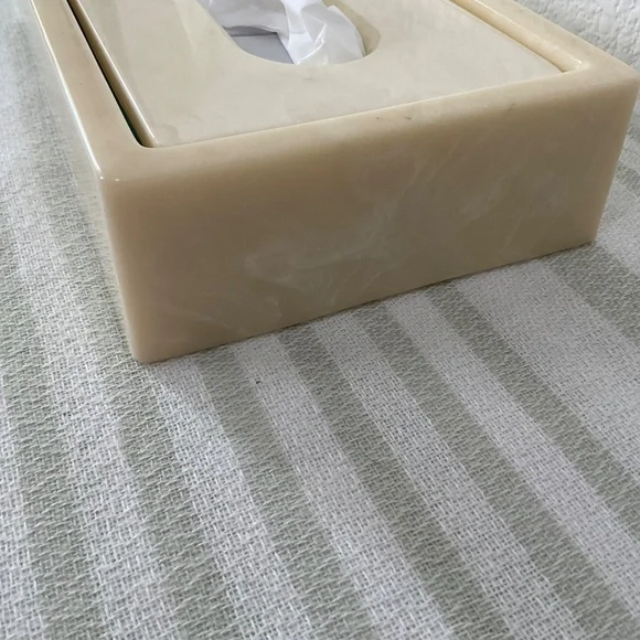 MCM Tissue Holder, Heavy, Similar To Marble Yellow VTG solofficialkw.com